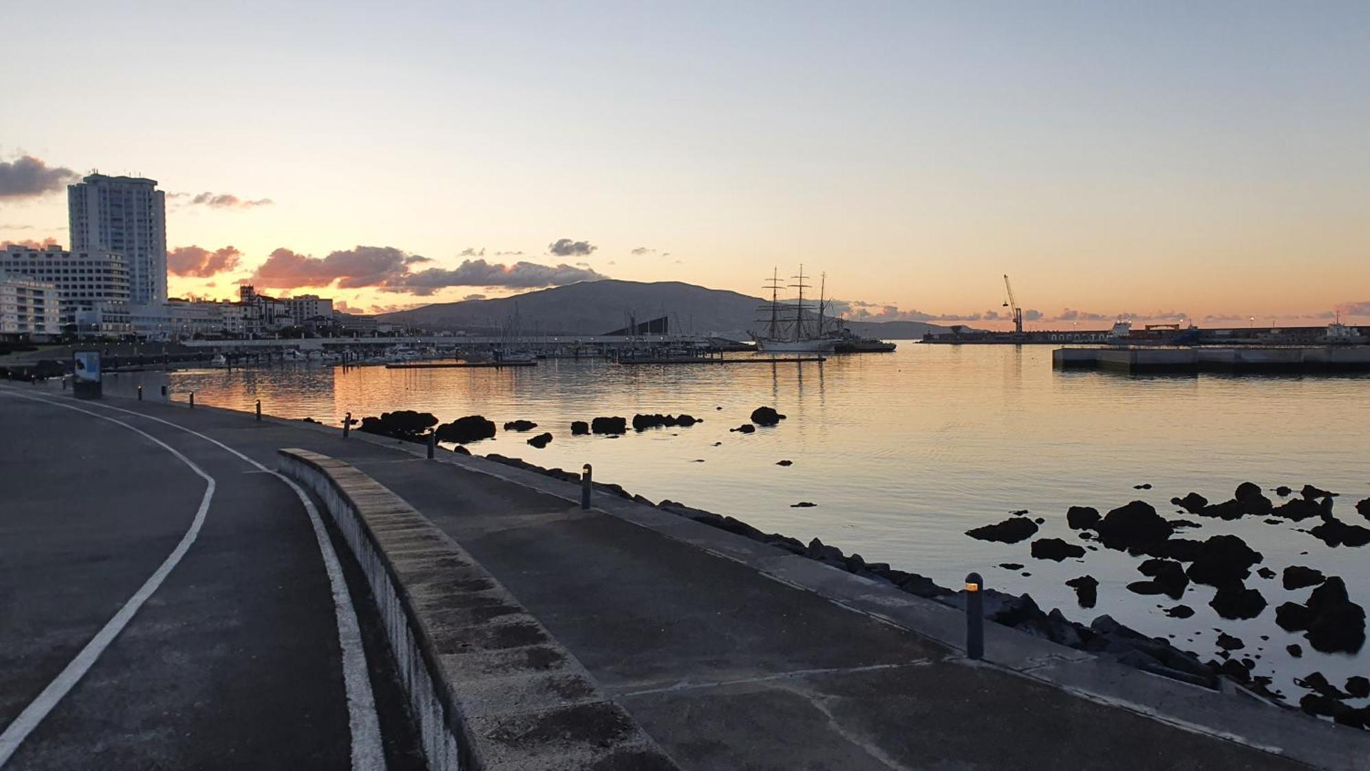 Bruma Hostel Ponta Delgada Zewnętrze zdjęcie