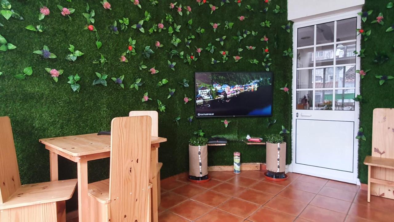 Bruma Hostel Ponta Delgada Zewnętrze zdjęcie