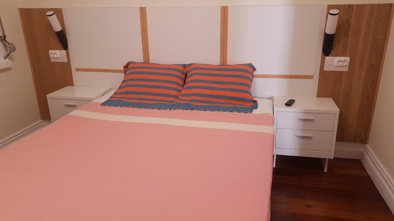Bruma Hostel Ponta Delgada Zewnętrze zdjęcie